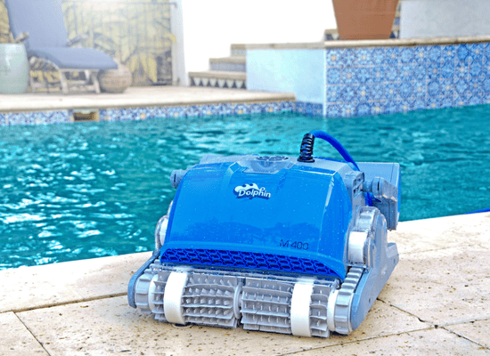 robot piscine dolphin m400